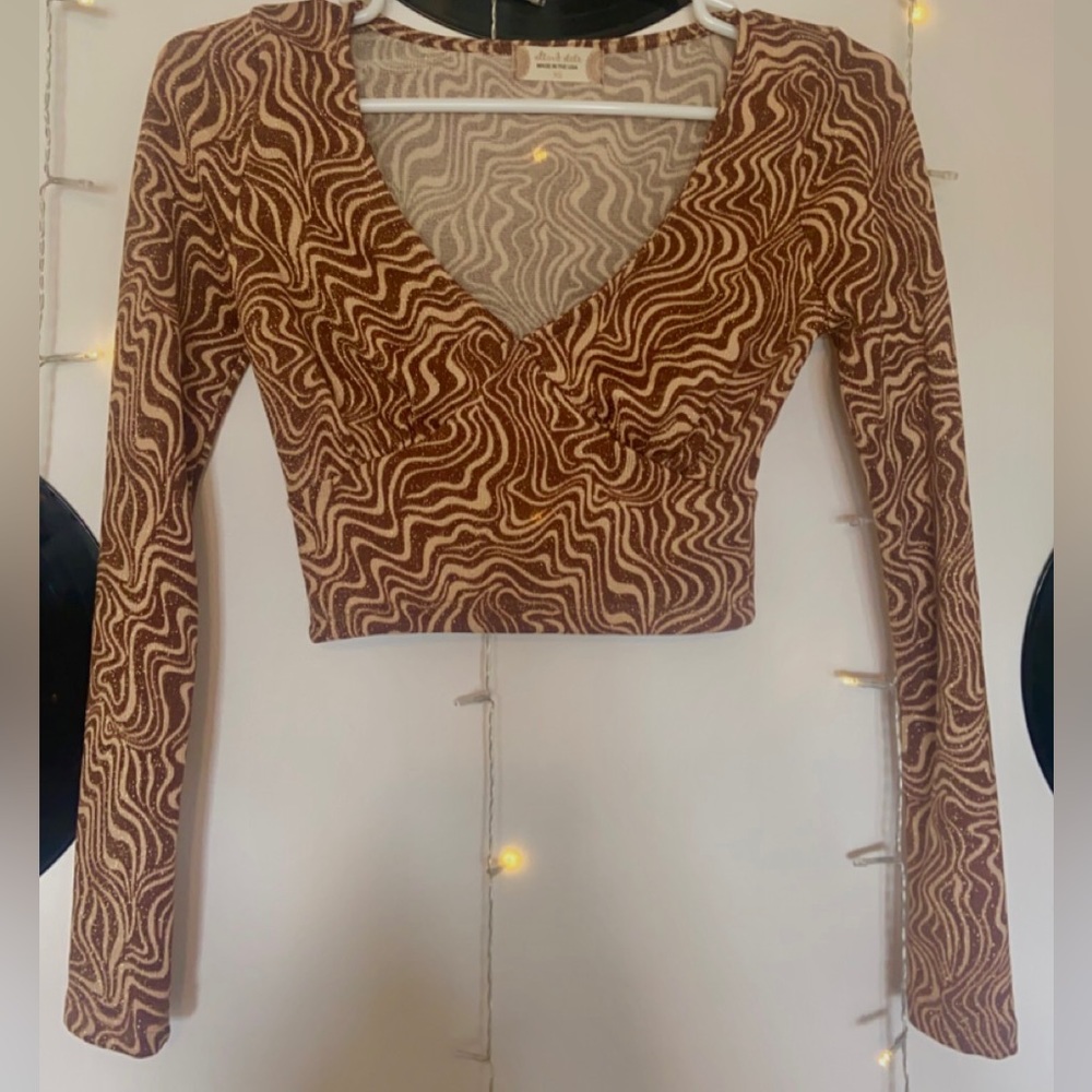 Altard State Long Sleeved Crop Top
